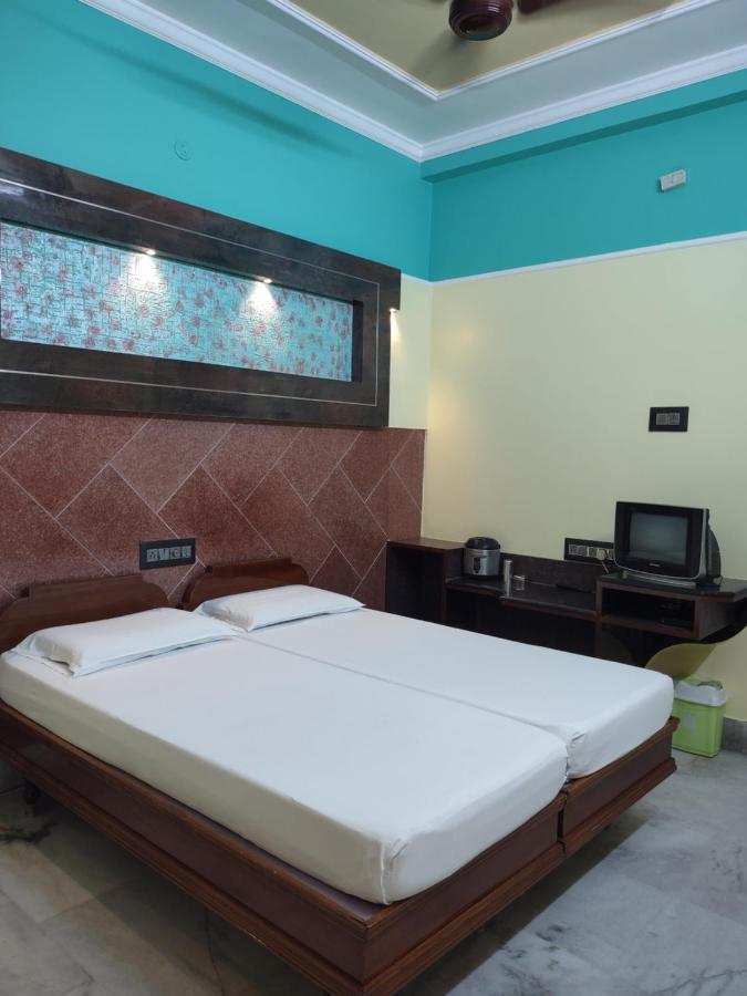 Krishna Lodge Tiruchirappalli Eksteriør bilde
