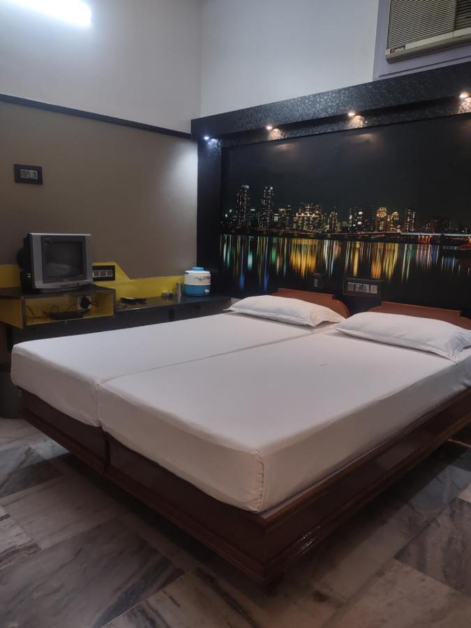 Krishna Lodge Tiruchirappalli Eksteriør bilde