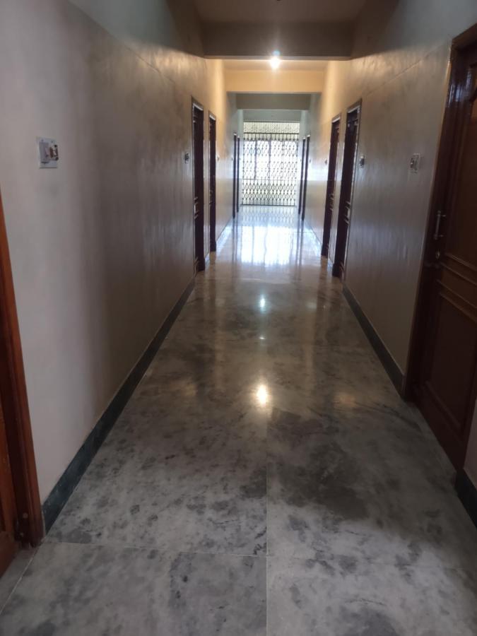 Krishna Lodge Tiruchirappalli Eksteriør bilde