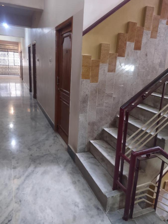Krishna Lodge Tiruchirappalli Eksteriør bilde