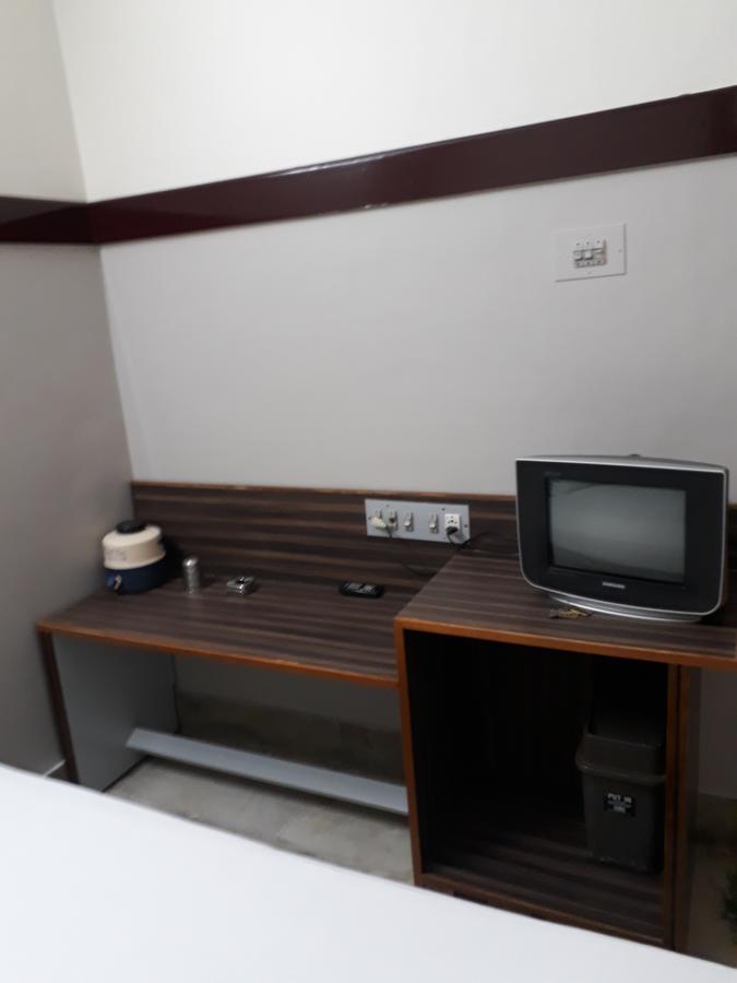 Krishna Lodge Tiruchirappalli Eksteriør bilde