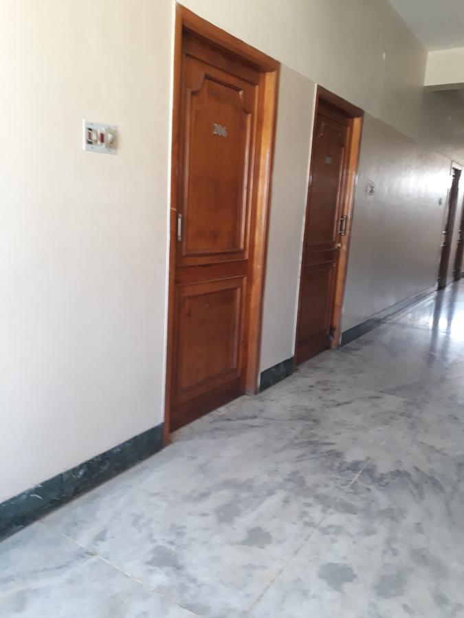 Krishna Lodge Tiruchirappalli Eksteriør bilde